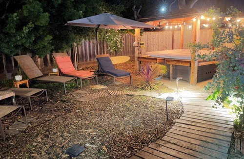 Del Rey Oaks House | Charming 3-bedroom in Del Rey Oaks with AC, WiFi hot tub & all the hot comforts
