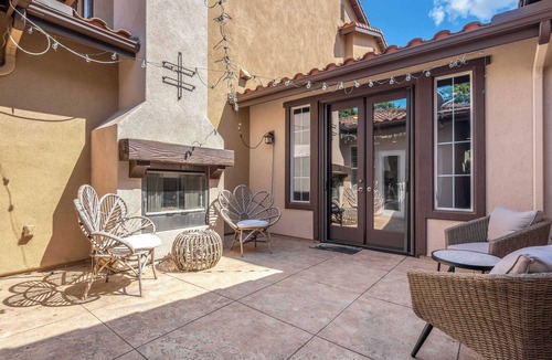 Northwood House | Charming 3BR Home｜Community Pool Access｜Relaxing Patio｜Family Friendly #40818
