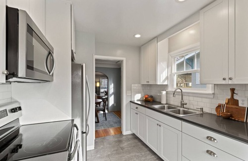 Rockwood House | Charming and Cozy Home, Walk to Manito Park