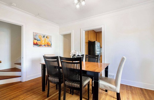 Stevens Condo | Charming and Spacious 3Beds3Bath Seattle Townhome