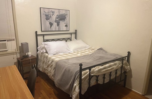 Heritage District House | Charming building in Sunnyvale with WiFi and AC. Walk to Restaurants, Whole Food