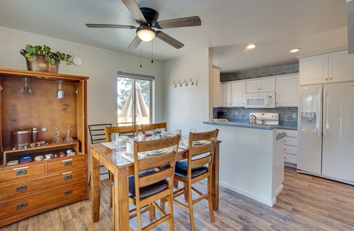 Cle Elum House | Charming Cle Elum Home w/Patio: 5 Mi to Dtwn!
