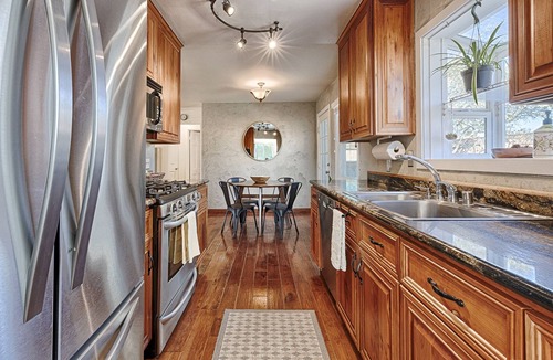 Santa Rosa House | Charming & Conveniently Located to Attractions!