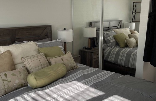 Pacific Grove House | Charming Duplex One Bedroom in Pacific Grove