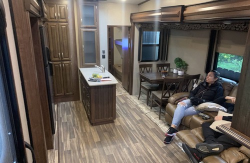 Stockton House | Charming full furnished RV, Close to Country clubs and Universities
