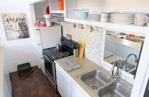 Rio del Mar House | Charming guest house in Aptos-3 min walk to beach!+EV Charger.