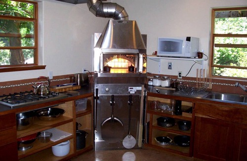 Lummi Island Cottage | Charming Suite Rental with Deluxe Kitchen on Family Farm on Lummi Island