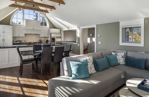 Friday Harbor Cottage | Chef's Kitchen, Salish Sea View, EV Charger: This is The Cottage on Cedar Street