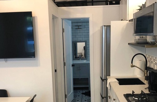 Encino House | Clean & Bright 1Bd/1Bth+Loft Charming Guest House