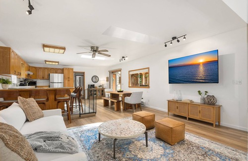 Birch Bay House | Coastal Cottage, 4 Large Decks, Close to Beach, Short or Long Stays!