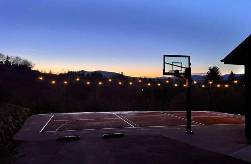 White Salmon House | Columbia Gorge Recess