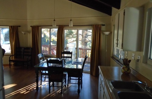 North Upper Truckee House | Comfortable, Spacious, Pet-Friendly Home Located close to all the best of Tahoe
