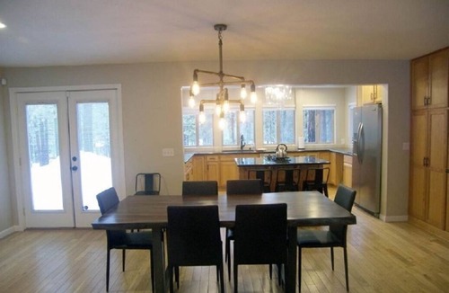 Incline Village House | Comfortable Upscale Remodeled House, 4 Bedrooms, 3 Baths. WSTR 21-0307