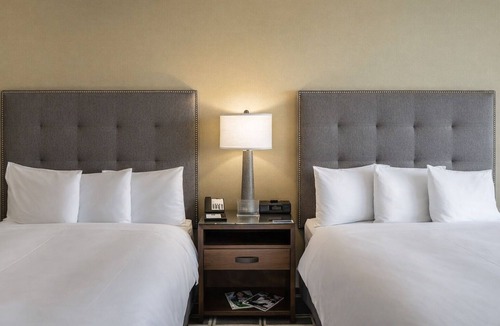 Sunnyvale West Hotel | Comfy Stay in Sunnyvale Near El Camino Real | 1 Unit