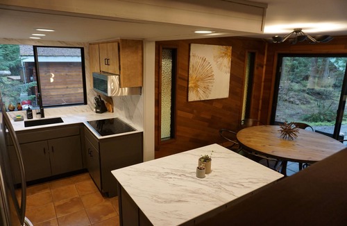 Glacier Cabin | Community Pool now open for the season!