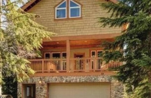 Snoqualmie Pass House | Conifer Cabin Vacation Rental at Snoqualmie Pass