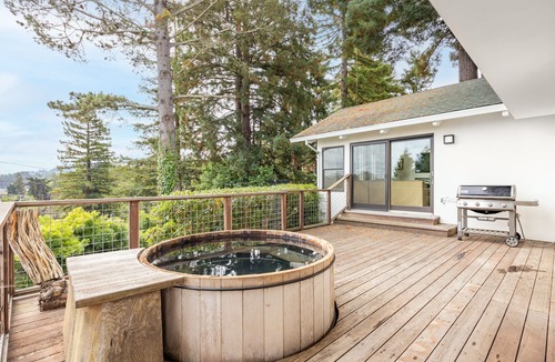 Almonte House | Contemporary view of Charmer Bay In Mill Valley