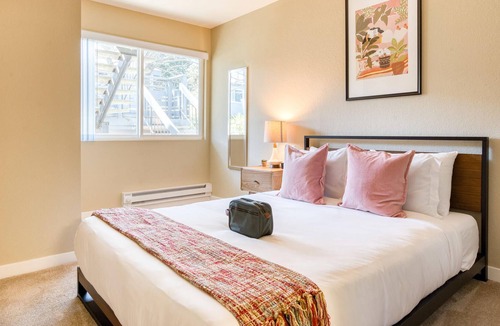 Sunnyvale West Apartment | Conveniently Located 1BR in Sunnyvale