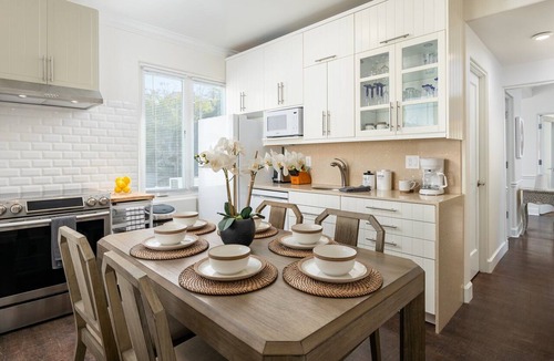 Coronado Condo | Coronado Crown Villa 2- Last Chance for July | Walk to Beaches, Dining & Everyth