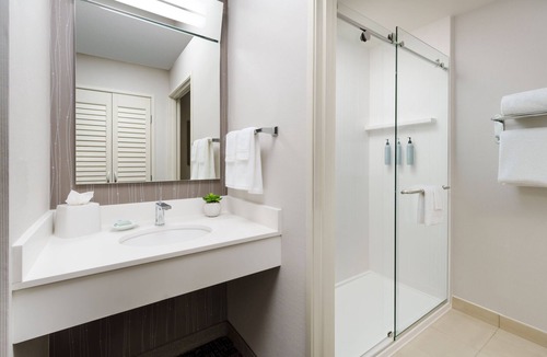 Roseville Hotel | Courtyard by Marriott Roseville Galleria Mall/Creekside Ridge Drive