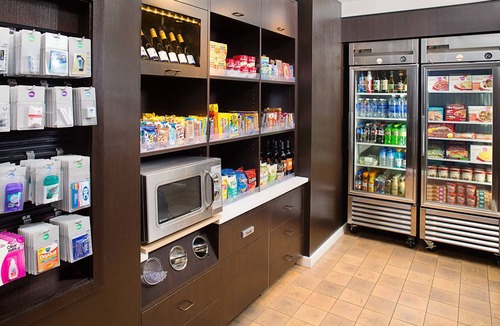 Southeastern Sacramento Hotel | Courtyard by Marriott Sacramento Midtown