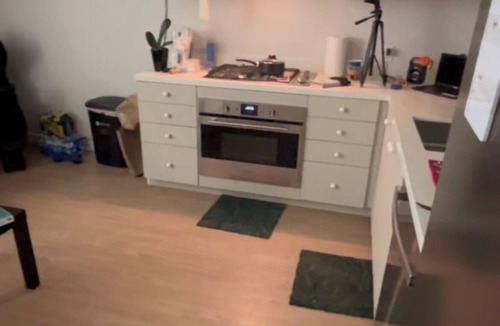 Chinatown Apartment | Cozy 1-bedroom apartment with AC in perfect Los Angeles location