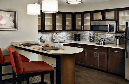 Irvine Business Complex Apartment | Cozy 2BR Suite w/Kitchen | Free Breakfast + Pool
