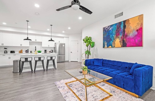 Placentia Apartment | Cozy 3BR Apartment Near Disney + Arcade
