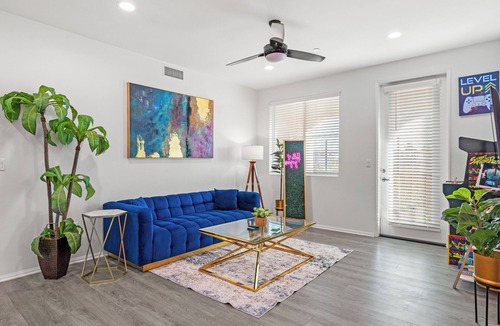 Placentia Apartment | Cozy 3BR Apartment Near Disney + Arcade