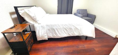 Albany House | Cozy 5-Bedroom House, Perfect for Family and Work Groups