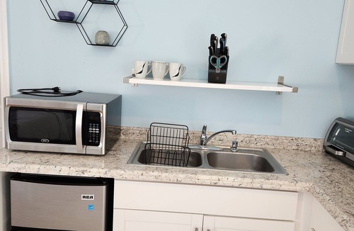 Palm Springs Apartment | Cozy Casita close to Palm Springs with Pool