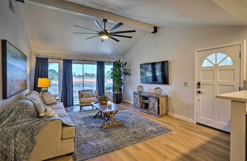 Capistrano Beach Apartment | Cozy-Chic Condo: Walk to Beach & Park!
