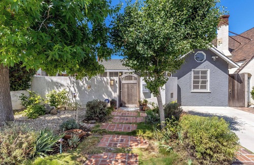 Culver - West House | Cozy Cottage Near Beach and Marina