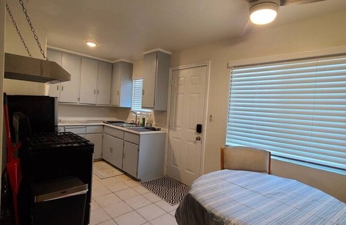 Victorville House | Cozy Cove #2