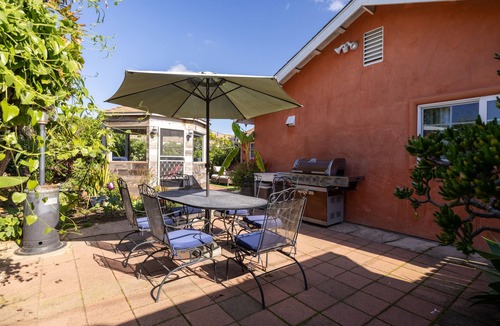 Arroyo Grande House | Cozy home in Arroyo Grande - Conveniently located minutes away from the beach.