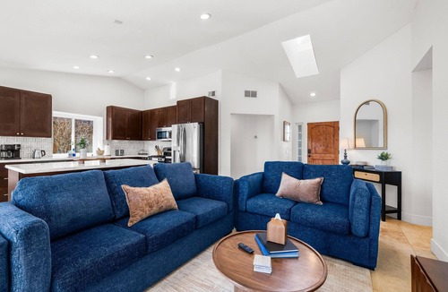 Guajome House | Cozy Homes in Robinwood - Corporate & Insurance Ready