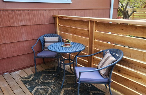 Mount Vernon Apartment | Cozy New Studio in charming Mount Vernon, Perfect for You and Your Pup