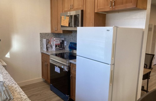 Sunnyvale West Apartment | Cozy Two-Bedroom Apt in the Heart of Silicon Valley, near top dining & shops!