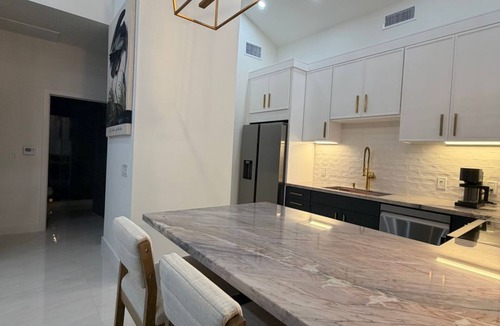 Downey House | Cozy Two bedroom house with two full bathrooms and laundry room