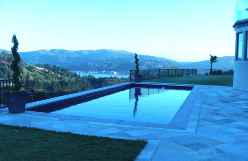 Strawberry House | Crown Jewel of Marin - Make your stay extraordinary