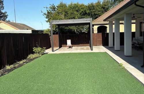 Lodi House | Custom house for luxury living for 10 people.