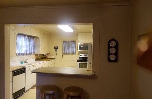 Fall River Mills House | Dahle River House -Great Views -Great Fishing