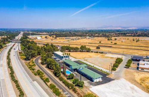 Red Bluff Hotel | Days Inn by Wyndham Red Bluff