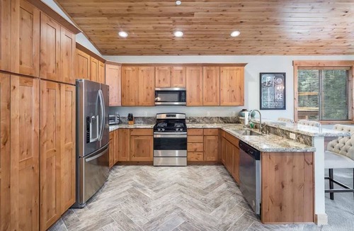 Kings Beach House | Deck, Bikes, Newer Build in Upper Kings Beach