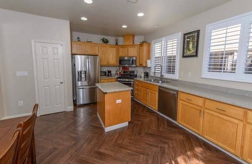 San Pablo House | Delightful bedroom 5min to Pinol shoreline,10 min to Keller Beach extended stay