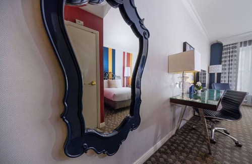 Theater District Hotel | Deluxe King Room, The Marker, By Union Square and Curran Theater, Pets welcome