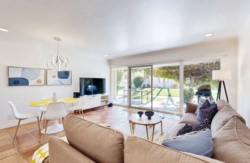 Araby Commons Apartment | Dog Friendly Mid-Century Villa at The Coco Cabana with Pool, Spa & Tennis Courts