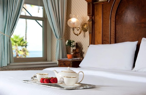 West Newport Bed & Breakfast | Dorymans Oceanfront Inn