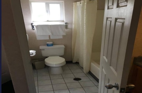 Fresno Hotel | Double Room, 2 Queen Beds