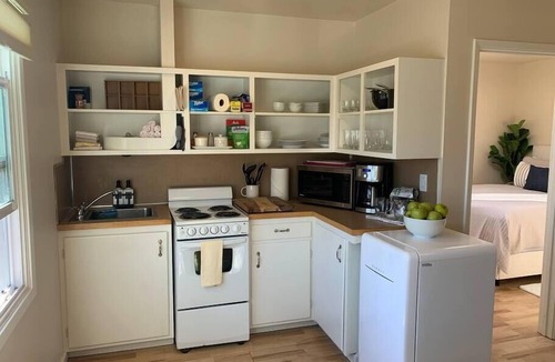 Arcata Apartment | Downtown Arcata Farmers Market Apartment